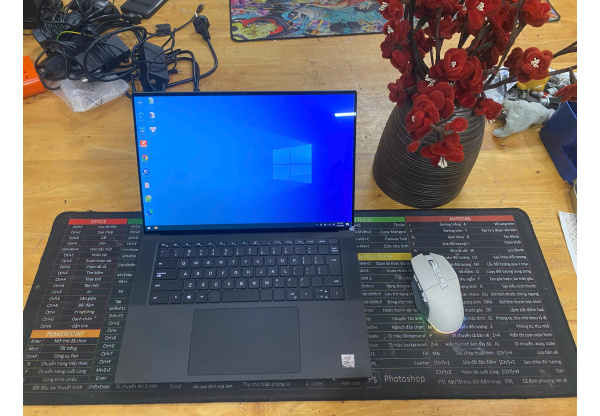 Dell XPS 9500 i7-10750H