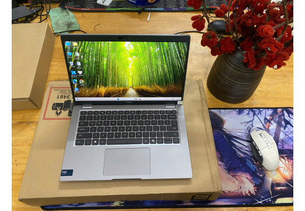 Dell Latitude 5450 (Intel Ultra 7)
