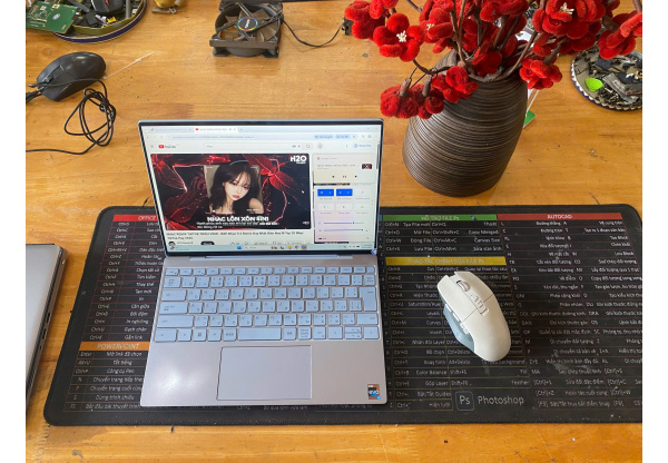 Dell XPS 13 9315  i7 Th12