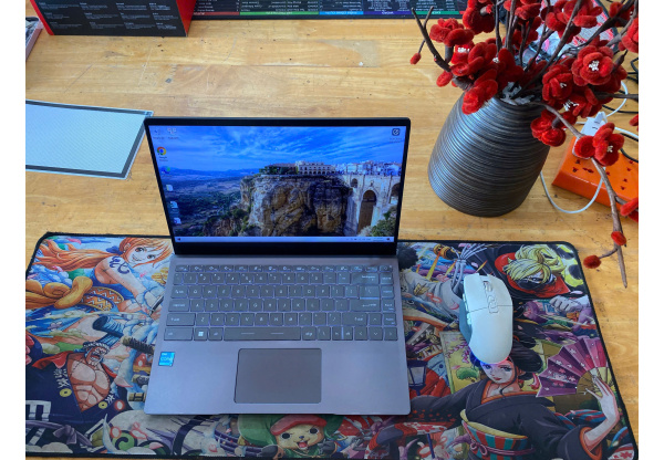 Laptop MSI Modern 14 B11MOU